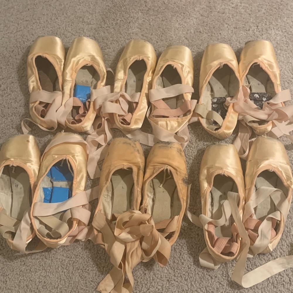 6 Pairs of Used Pointe Shoes